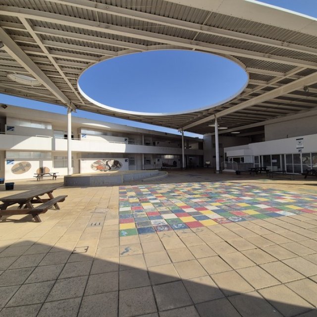 Κεντρική αυλή